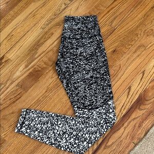 lululemon WU legging Sz 6